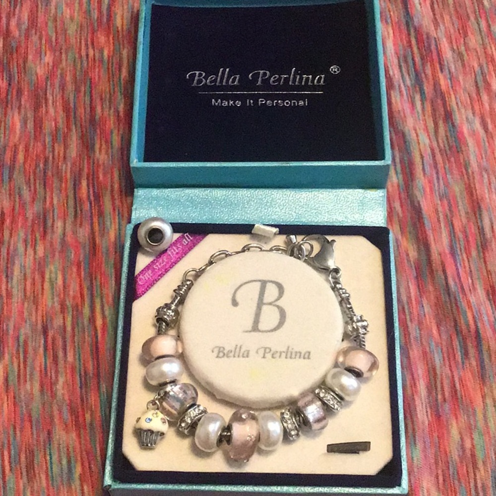 Bella Perlina Cupcake bracelet
